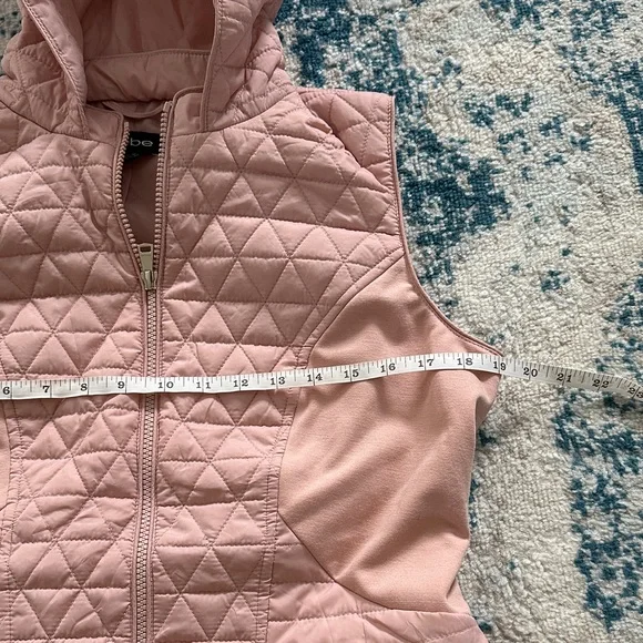 Bebe Blush Pink Quilted Hooded Vest NWT large - Picture 4 of 5